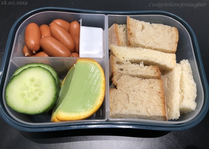 Lunchbox 20.JPG